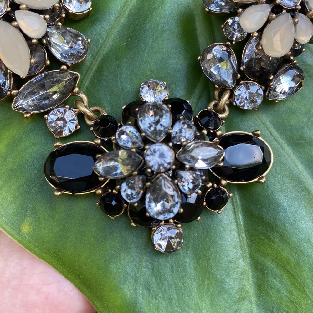 J Crew Necklace - Picture 2 of 12